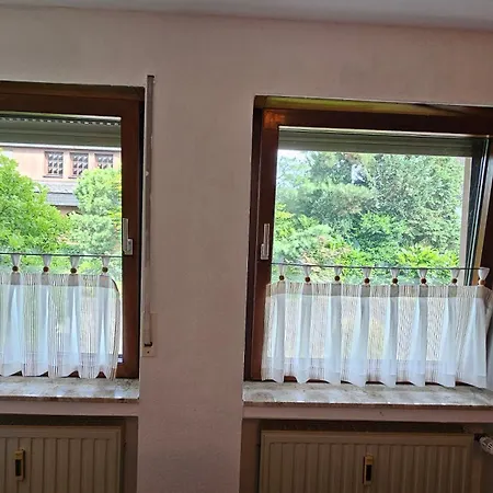 Foehren Apartment *